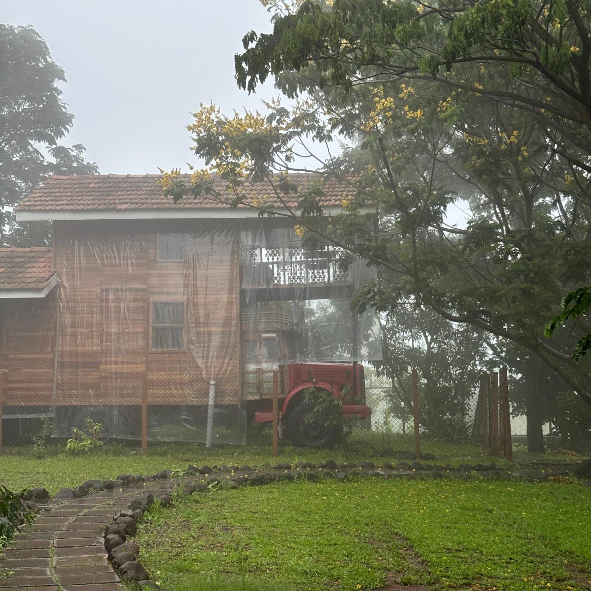 Nisarg Resort Kolhapur Exterior photo