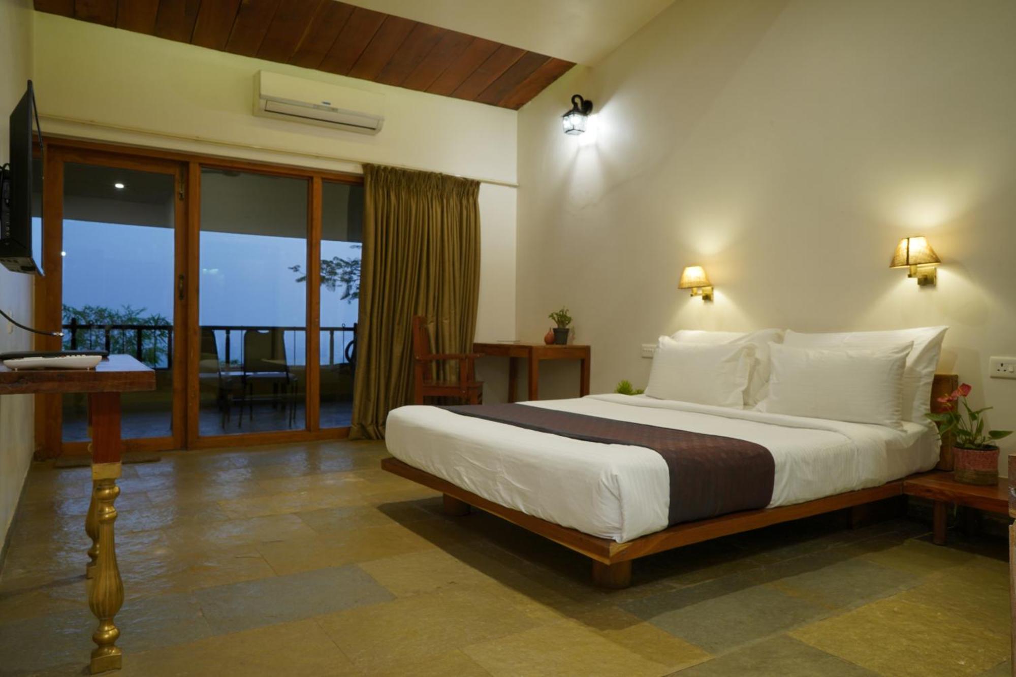 Nisarg Resort Kolhapur Exterior photo