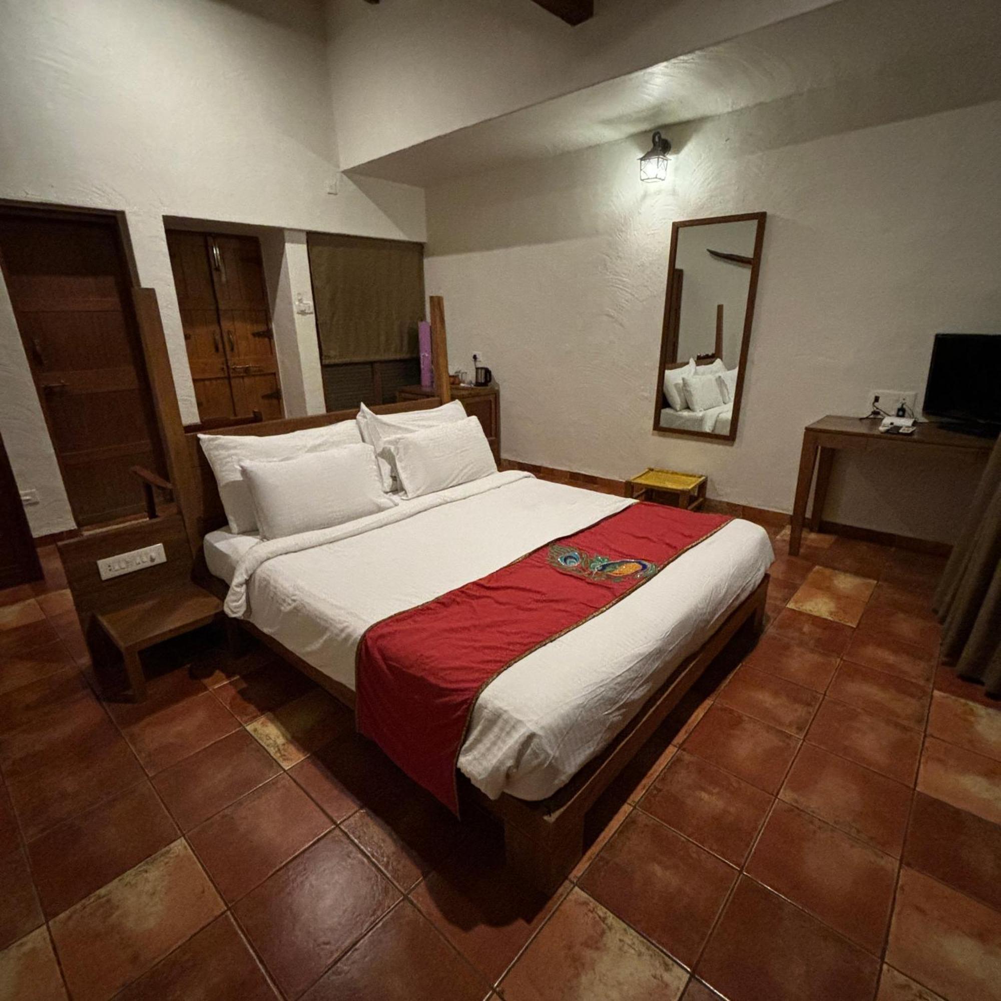 Nisarg Resort Kolhapur Exterior photo