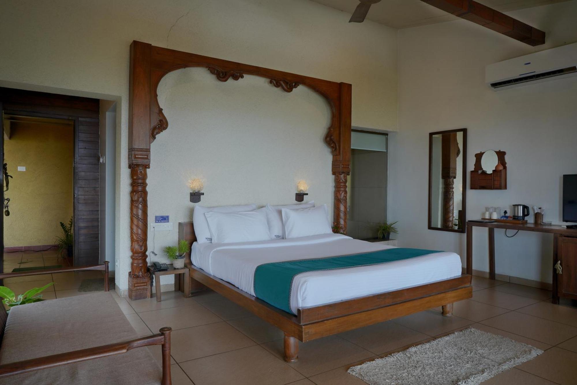 Nisarg Resort Kolhapur Exterior photo